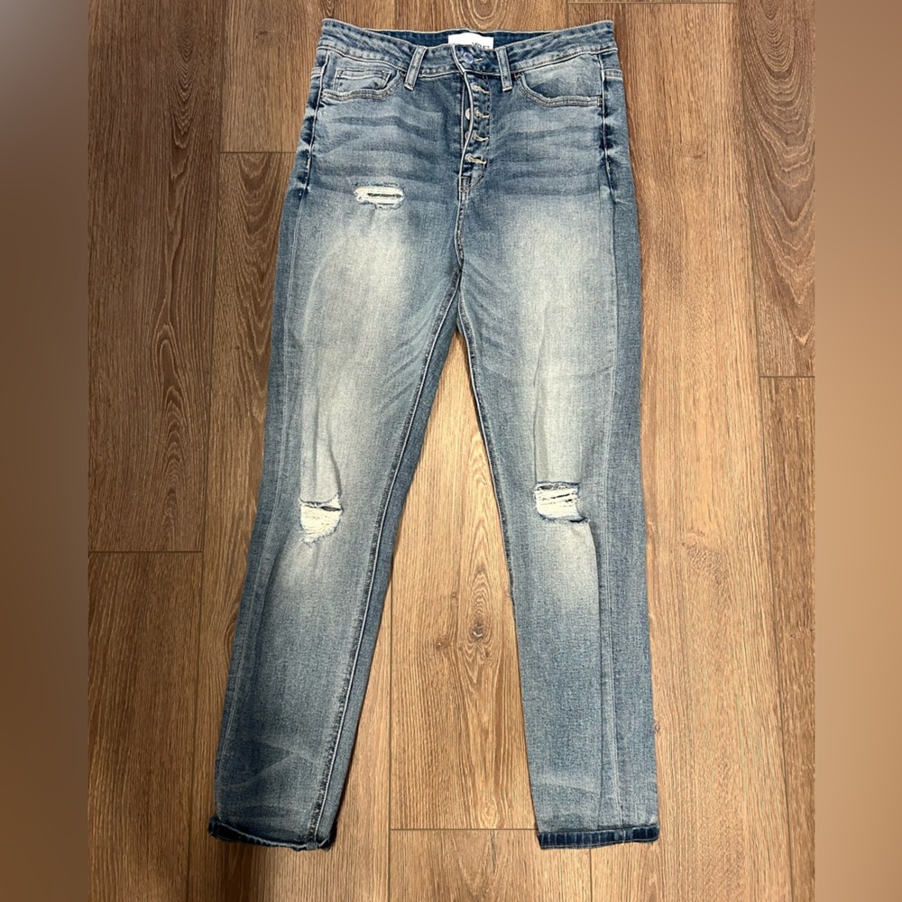 VERVET Ripped Jeans